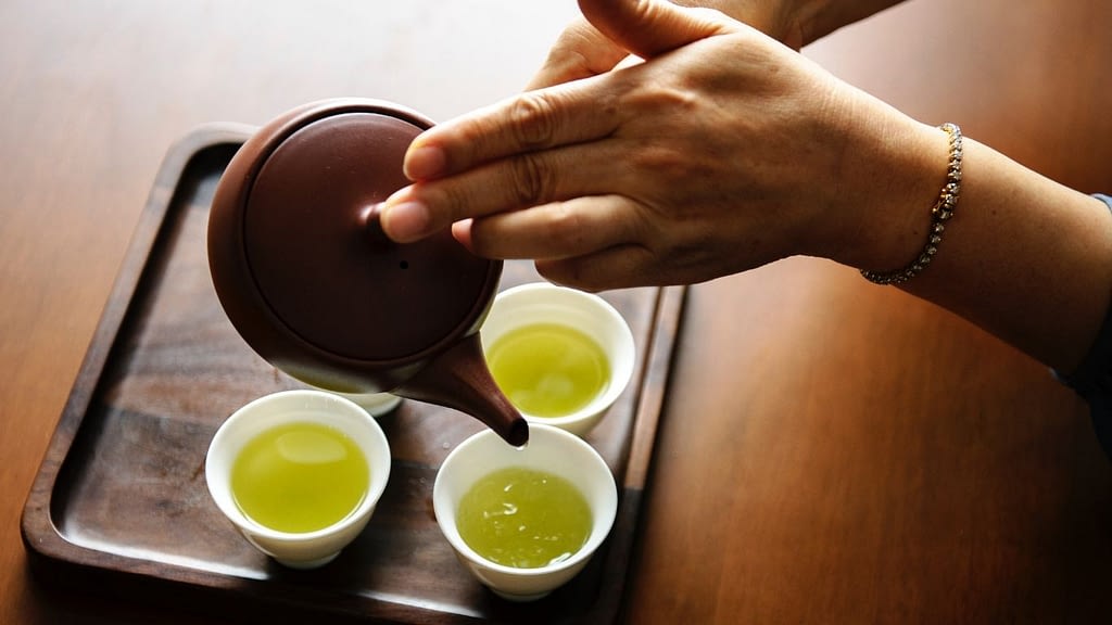 minum teh hijau dalam diet kalori rendah